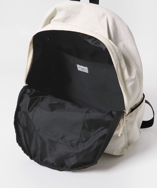 URBAN RESEARCH DOORS（アーバンリサーチドアーズ）の「ウォッシャブルマルチ収納リュック（バックパック/リュック・レディース・BLACK/IVORY・one）」の15枚目の写真