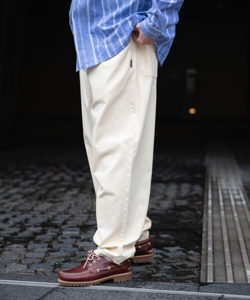 URBAN RESEARCH Sonny Label（アーバンリサーチサニーレーベル）の「ベーシックワイドイージーチノパンツ（チノパンツ・メンズ・ベージュ/キナリ/チャコール/ブラック・S/M/L）」の9枚目の写真