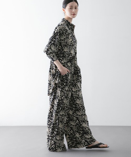 URBAN RESEARCH（アーバンリサーチ）の「『一部別注カラー』LUSANA　CICI PANTS（その他パンツ・レディース・DAUN/P TIE DYE/別注H NAVY・S/M）」の8枚目の写真