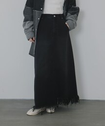 KBF（ケイビーエフ）の「アシメフリンジデニムスカート（デニムスカート・レディース）」