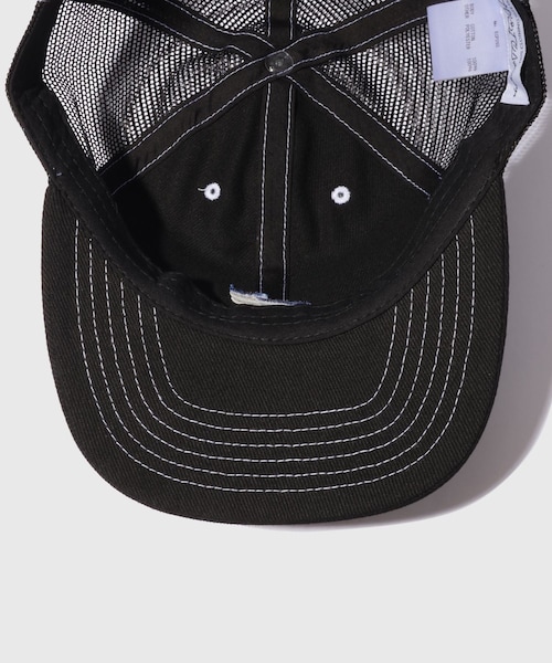 ADAM ET ROPE'（アダムエロペ）の「【elephant TRIBAL fabrics/エレファントトライバルファブリクス】SPORTS LOGO CAP（キャップ・メンズ・ブラック/レッド・F）」の8枚目の写真