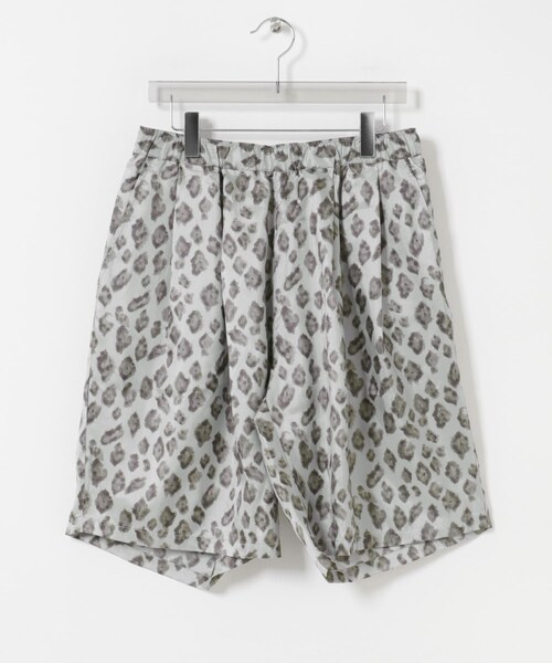 URBAN RESEARCH（アーバンリサーチ）の「SEVEN BY SEVEN　TUCK EASY SHORT PANTS（その他パンツ・メンズ・020 GRAY・M/L）」の2枚目の写真