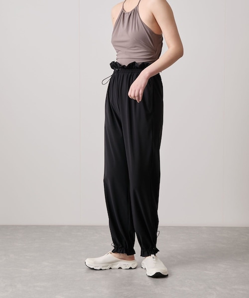 NERGY(ナージー)の「【speedo】ステイフィットギャザーパンツ(その他パンツ・レディース・ブラック/レンガ/カーキ・M)」の16枚目の写真