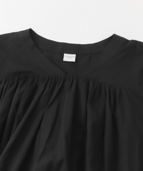 URBAN RESEARCH DOORS(アーバンリサーチドアーズ)の「コットンボイルVネックチュニック(チュニック・レディース・OFF/BLACK・M)」の20枚目の写真
