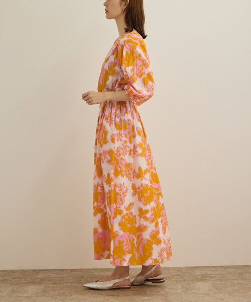 ROPE'（ロペ）の「【DEVEAUX（デヴォー）】別注ボカシフラワーウエストギャザーワンピース/洗える（ワンピース・レディース・ブラウン系/オレンジ系・F）」の16枚目の写真