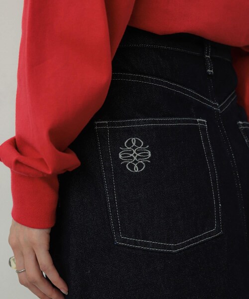 SENSE OF PLACE by URBAN RESEARCH(センスオブプレイスバイアーバンリサーチ)の「シシュウデニムミニスカート(デニムスカート・レディース・ONE WASH/L.INDIGO・S/M)」の18枚目の写真