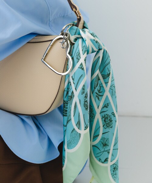 RODE SKO（ロデスコ）の「アソート柄スカーフ（バンダナ/スカーフ・レディース・GREEN/L.BLUE/YELLOW/NAVY・one/One）」の11枚目の写真