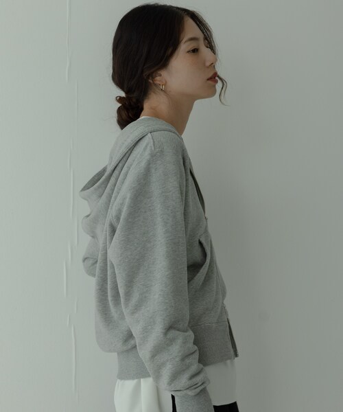 URBAN RESEARCH Sonny Label（アーバンリサーチサニーレーベル）の「『別注』Champion×Sonny Label　スウェットジップフーディー（パーカー・レディース・オフブラック/ヘザーグレー/オートミール・one）」の17枚目の写真