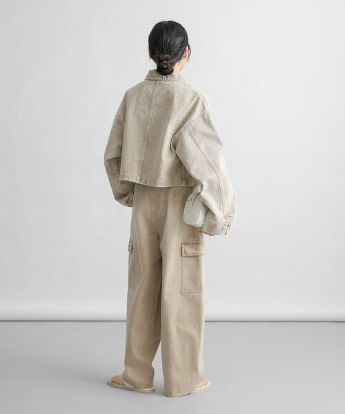 KBF（ケイビーエフ）の「WIDEデニムジャケット（デニムジャケット・レディース・BEIGE/BLUE・one）」の10枚目の写真