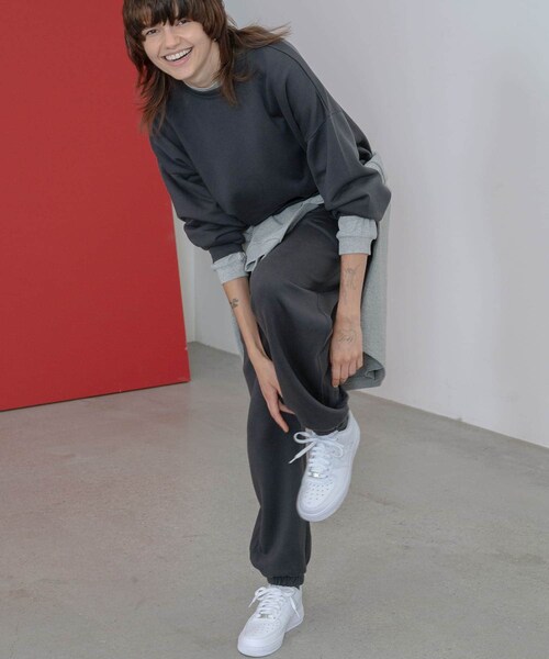 URBAN RESEARCH(アーバンリサーチ)の「dDdDdDd LUX STANDARD SWEAT PANTS(スウェットパンツ・メンズ・WHITE/BLACK/NAVY/GRAY・S/M/L/XL/XXL)」の22枚目の写真