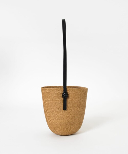 URBAN RESEARCH(アーバンリサーチ)の「KAMARO’AN KORENG BUCKET BAG(ハンドバッグ・レディース・STRAW・-)」の5枚目の写真