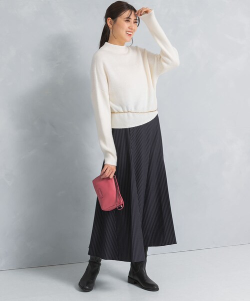 URBAN RESEARCH ROSSO（アーバンリサーチロッソ）の「ショートハイネックホールニット（ニット/セーター・レディース・black/off/red・FREE）」の11枚目の写真