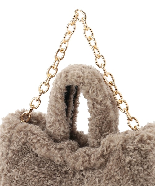 ADAM ET ROPE'(アダムエロペ)の「【helen Moore】joy bag with chunky chain 50cm/ファーバッグ(ハンドバッグ・レディース・グレー系・F)」の11枚目の写真