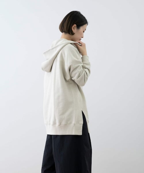 EKAL（エカル）の「EKAL　コハニングライトウエイトフーディー（パーカー・レディース・グレージュ/サーモン/チャコール・one）」の13枚目の写真