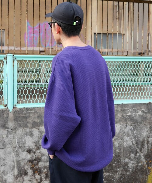 URBAN RESEARCH（アーバンリサーチ）の「『UR TECH』Wide Dad　Dad TECH CREW PULLOVER（Tシャツ/カットソー・メンズ・D.NAVY/PURPLE・1/2）」の20枚目の写真