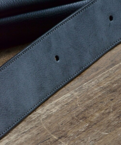 ADAM ET ROPE'(アダムエロペ)の「【HenderScheme/エンダースキーマ】one side belt bag(ショルダーバッグ・メンズ・ブラック・F)」の6枚目の写真