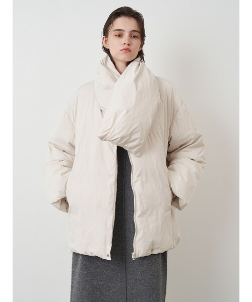 ELENDEEK（エレンディーク）の「COCOON MIDDLE DOWN CT（ダウンジャケット/コート・レディース・オフホワイト/ブラック/イエロー・F）」の5枚目の写真