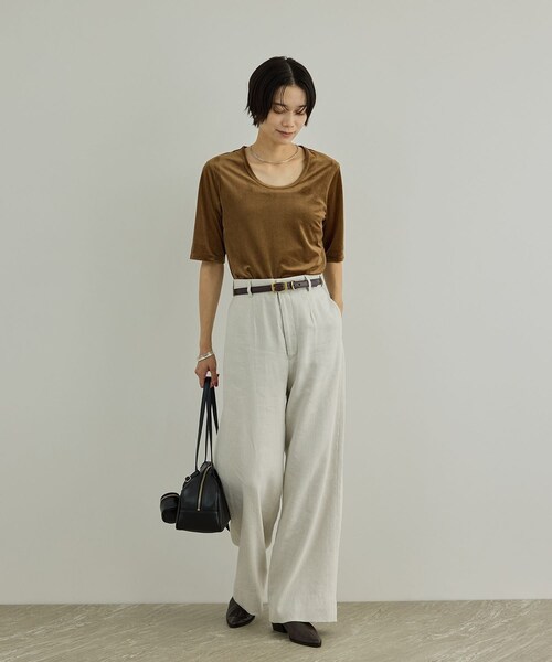 ADAM ET ROPE'(アダムエロペ)の「【TORY LEATHER(トリーレザー)】3/4 wide plain creased belt(ベルト・レディース・ブラック/ダークブラウン・F)」の11枚目の写真