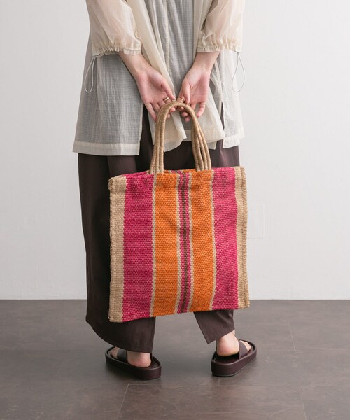 KBF（ケイビーエフ）の「MAISON BENGAL　NEW JUTE PORESH BAG（トートバッグ・レディース・ORANGE/ROYAL/BROWN・FREE）」の7枚目の写真