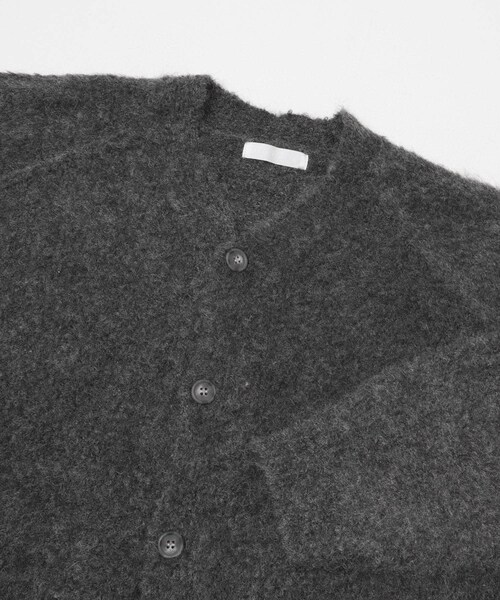SENSE OF PLACE by URBAN RESEARCH（センスオブプレイスバイアーバンリサーチ）の「ブークレVネックカーディガン（カーディガン/ボレロ・メンズ・CHARCOAL/GREIGE/GREEN/RED・M/L）」の13枚目の写真