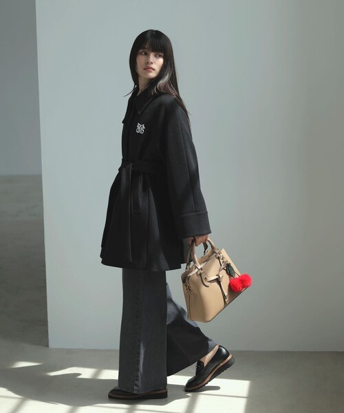 VIS（ビス）の「【アウター総選挙2位】フレアーチェスターコート（チェスターコート・レディース・ブラック/ベージュ・F）」の12枚目の写真