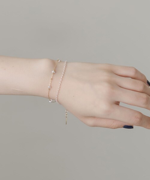 SMELLY（スメリー）の「パールストーン2セットブレスレット（ブレスレット・レディース・WH/GD・-）」の5枚目の写真