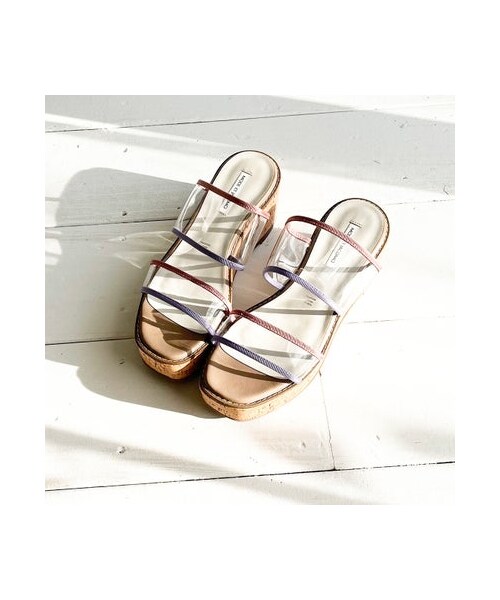 Mode et Jacomo(モードエジャコモ)の「モード エ ジャコモ MODE ET JACOMO 厚底クリアミュールサンダル (サンダル・レディース・BLC/GRC/PKC/YLC・S/22.5cm/M/23.5cm/L/24.5cm/LL/25cm)」の14枚目の写真