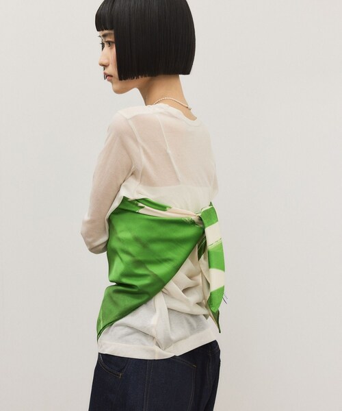 ADAM ET ROPE'（アダムエロペ）の「DOMY DIRECT print scarf（バンダナ/スカーフ・レディース・ブラック/グリーン・F）」の13枚目の写真
