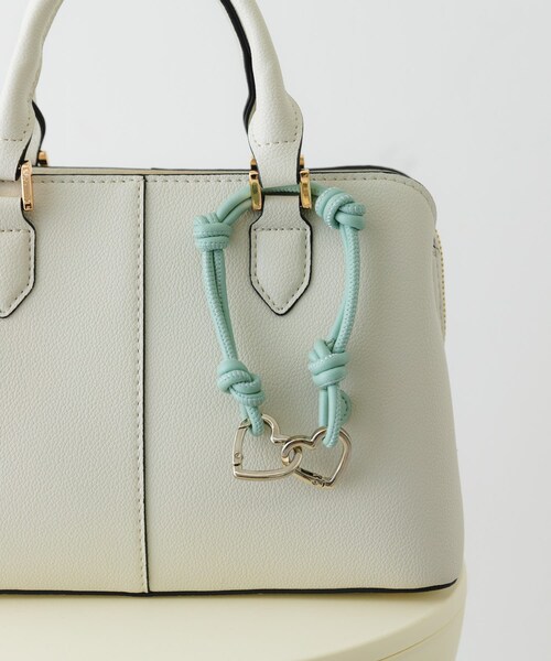 RODE SKO（ロデスコ）の「ノットチャーム（キーホルダー・レディース・SAX/OFF/YELLOW/PINK/MINT・one）」の2枚目の写真