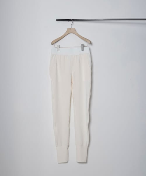 ADAM ET ROPE'（アダムエロペ）の「【MOON TREE PLANET（ムーンツリープラネット）】line pants sports（その他パンツ・レディース・ブラック/ホワイト・M）」の2枚目の写真