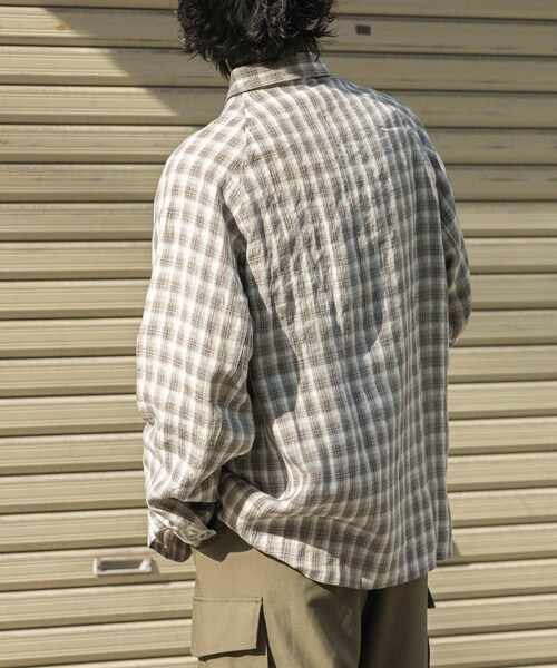 URBAN RESEARCH DOORS(アーバンリサーチドアーズ)の「FORK&SPOON リネンカバーオールシャツジャケット(テーラードジャケット・メンズ・BEG CHK/BROWN・4/5)」の20枚目の写真