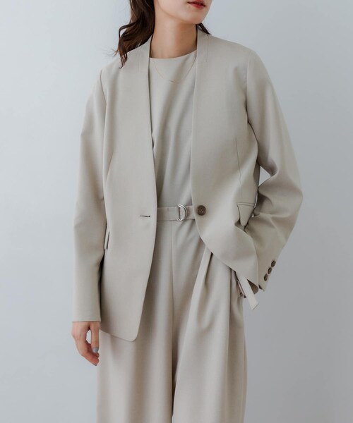 URBAN RESEARCH（アーバンリサーチ）の「『2サイズ展開』ノーカラージャケット（ノーカラージャケット・レディース・BEIGE/BLACK/NAVY・36/38）」の21枚目の写真