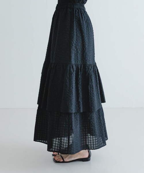 URBAN RESEARCH（アーバンリサーチ）の「サッカーティアードロングスカート（スカート・レディース・CHECK/BLACK・FREE）」の13枚目の写真