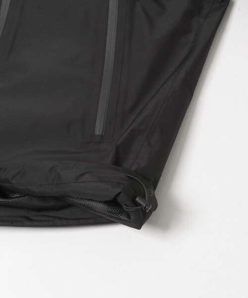 URBAN RESEARCH（アーバンリサーチ）の「DAIWA PIER39　GORE-TEX TECH MIL SHELL JACKET（マウンテンパーカー・メンズ・BLACK・M/L/XL）」の9枚目の写真