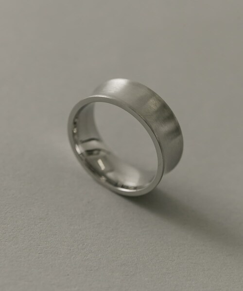 SMELLY（スメリー）の「ステンレスシンプルリング（リング・メンズ・SLV・19）」の3枚目の写真
