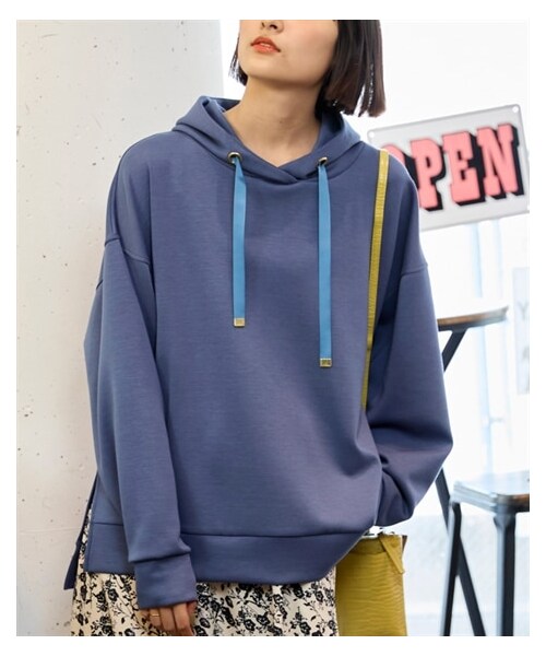 nissen（ニッセン）の「大きいサイズ 大きいサイズ ダンボールニットきれい見えパーカー（パーカー・レディース・チャコール/モカベージュ/オフホワイト/ブルーグレー・L~LL相当/3L~4L相当/5L~6L相当/8L相当/10L相当）」の16枚目の写真