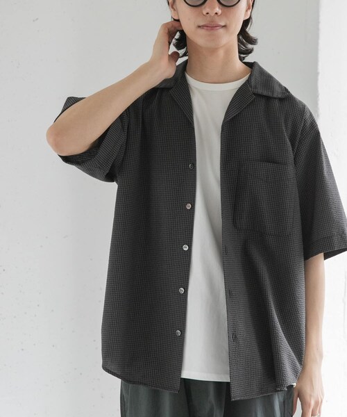 URBAN RESEARCH DOORS(アーバンリサーチドアーズ)の「FORK&SPOON シアサッカーショートスリーブシャツ(シャツ/ブラウス・メンズ・CCLxBLK/BEGxCCL・4/5)」の7枚目の写真