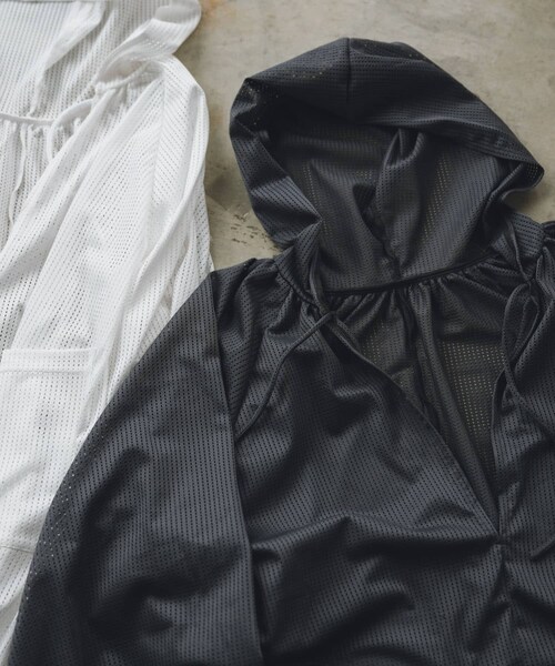 URBAN RESEARCH(アーバンリサーチ)の「Swim URBAN RESEARCH スイム メッシュチュニック(水着・メンズ・GRAY/WHITE・FREE)」の4枚目の写真