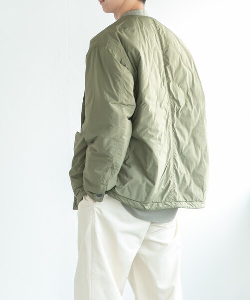 URBAN RESEARCH DOORS(アーバンリサーチドアーズ)の「FORK&SPOON リバーシブルノーカラーブルゾン(ブルゾン・メンズ・OLIVE/BLACK・4/5)」の19枚目の写真