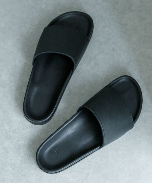 URBAN RESEARCH(アーバンリサーチ)の「Hender Scheme Hender Scheme mip-30(サンダル・メンズ・black・4/5)」の1枚目の写真