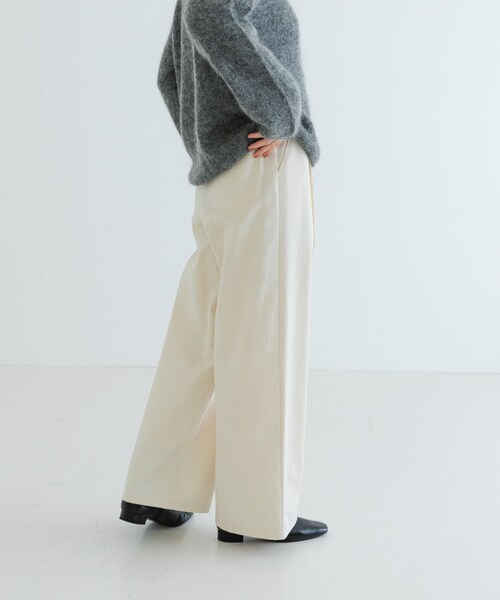 URBAN RESEARCH（アーバンリサーチ）の「チノワイドパンツ（チノパンツ・レディース・BEIGE/NATURAL・36/38）」の20枚目の写真