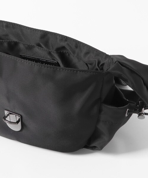 SENSE OF PLACE by URBAN RESEARCH（センスオブプレイスバイアーバンリサーチ）の「ナイロンフラップショルダーバッグ（ショルダーバッグ・メンズ・L.BLUE/BLACK/GRAY・one）」の7枚目の写真