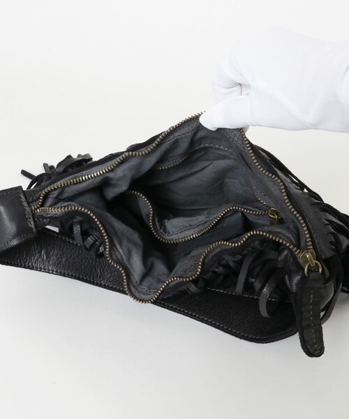 URBAN RESEARCH（アーバンリサーチ）の「レザーフリンジハンドバッグ（ハンドバッグ・レディース・BLACK・-）」の8枚目の写真