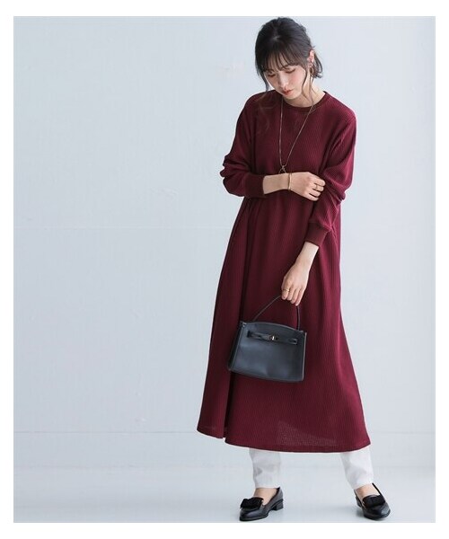 nissen（ニッセン）の「ワッフル素材ロング丈フレアワンピース（UVカット）（ワンピース・レディース・黒/ブラウン/ミルクベージュ/杢チャコールグレー/ワイン・S/M/L/LL/3L/4L/5L/6L/8L/10L）」の5枚目の写真