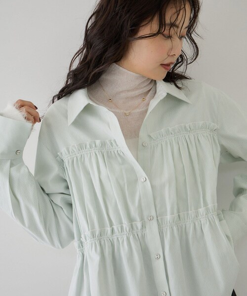 VIS（ビス）の「ビスチェシャーリングシャツ（シャツ/ブラウス・レディース・ベージュ系/グリーン系/ブルー系・F）」の8枚目の写真