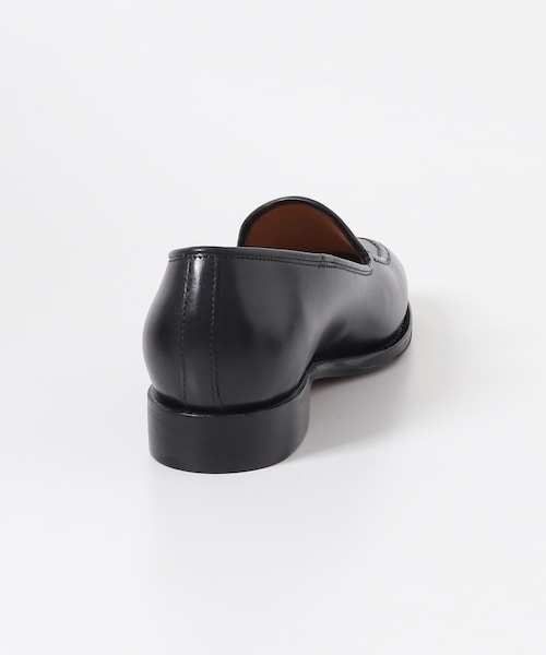 かぐれ（カグレ）の「Jalan Sriwijaya　PLAIN TOE SLIP-ON（ローファー・レディース・BLACK・4/4.5/5）」の5枚目の写真