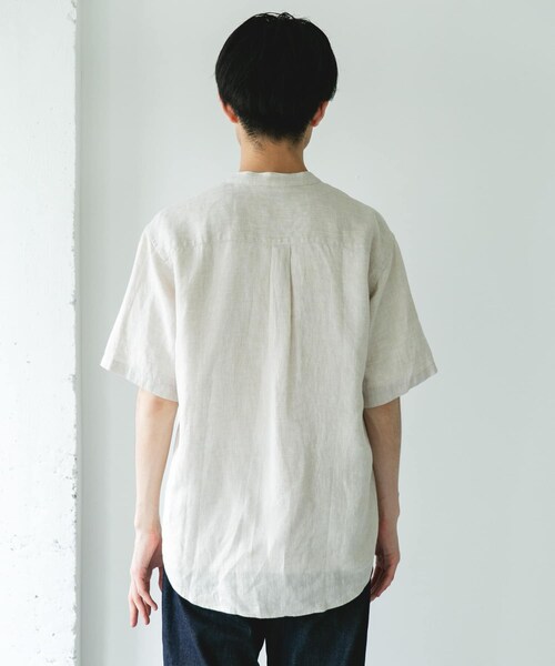 URBAN RESEARCH DOORS（アーバンリサーチドアーズ）の「シルケットリネン バンドカラーショートスリーブシャツ（シャツ/ブラウス・メンズ・ECRU/BROWN/INDIGO/HT CHECK・M/L/XL）」の6枚目の写真