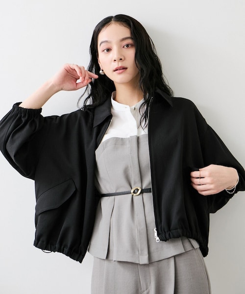 VIS(ビス)の「美easyビスチェドッキングフレンチブラウス/接触冷感・イージーケア・セットアップ対応(シャツ/ブラウス・レディース・グレー/キナリ/ネイビー/サックス・F)」の16枚目の写真