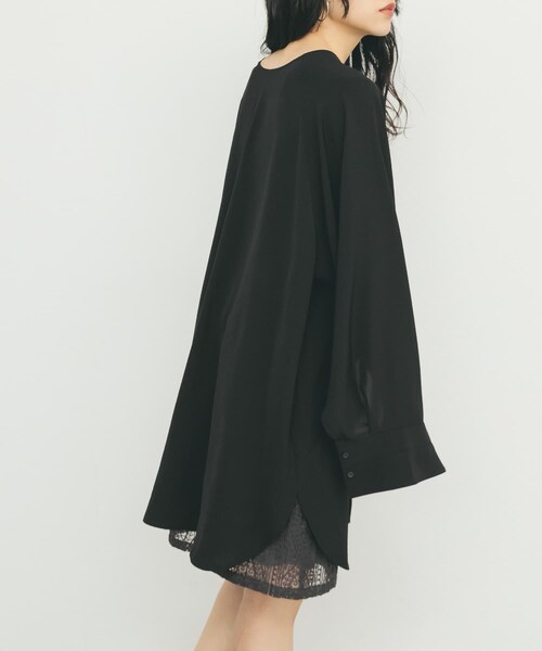 KBF（ケイビーエフ）の「2WAYスリットスリーブチュニック（チュニック・レディース・BLACK/OFF/L.GREEN・one）」の17枚目の写真