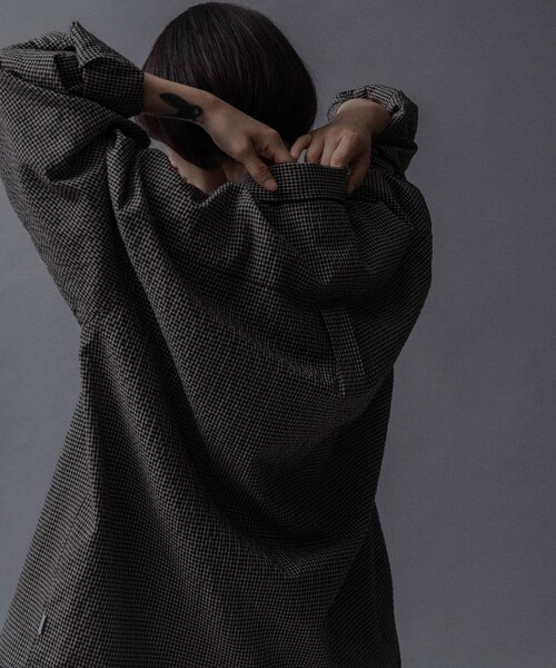 URBAN RESEARCH（アーバンリサーチ）の「FOOOOUR OO CHECK SHIRT OO（シャツ/ブラウス・メンズ・BLACK C/GREEN C/BLUE C/RED C・1/2/3/4）」の7枚目の写真